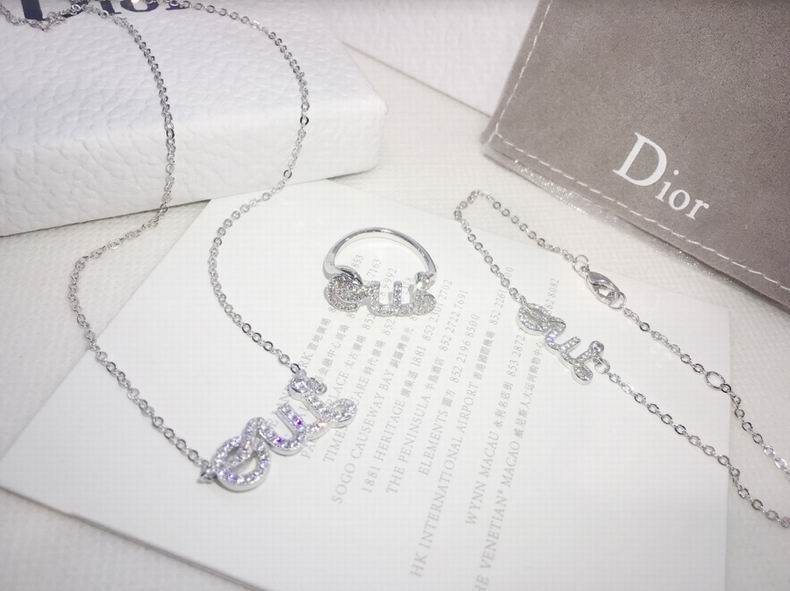 DIOR Sets 56